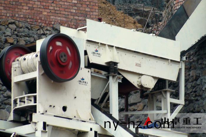 振動給料(liao)機(jī)生産廠傢