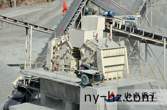 反(fan)擊式破碎機(jī)(ji)